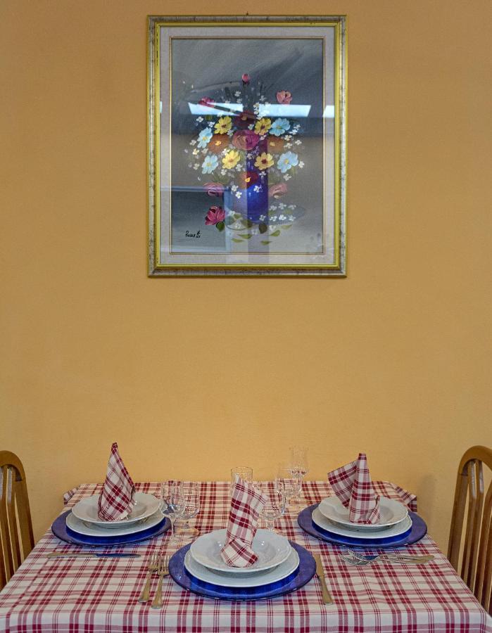 Hotel Dolly Viareggio Bagian luar foto